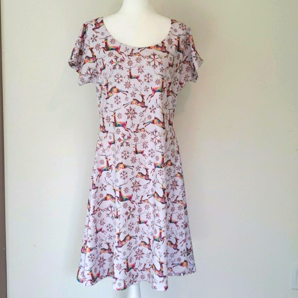 Deer & Snowflake dress, women's size 2XL. Cow Cow brand.